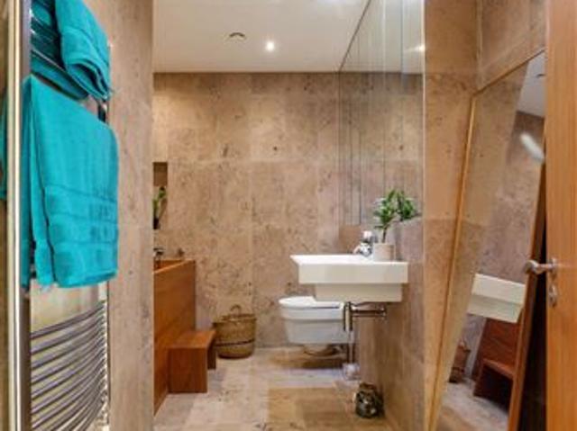6 Watermint, Cabinteely, Dublin 18 Hunters Estate Agent 4932 MyHome. Ie Residential