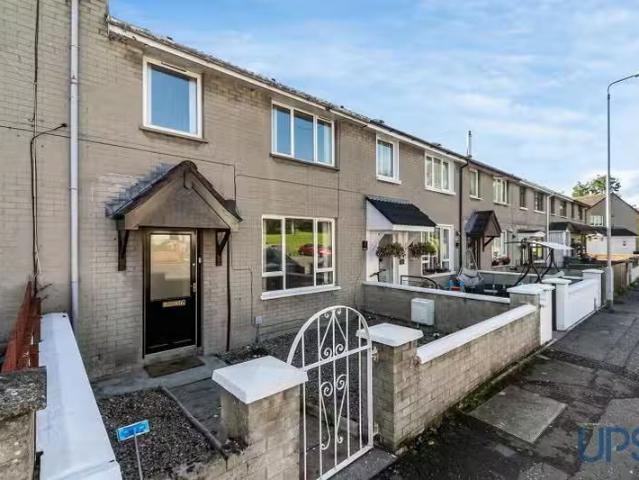 6 Whin Park