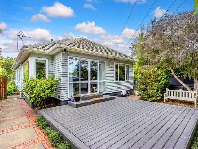6 Wilding Street, Saint Martins, NZ 8022 House for Sale
