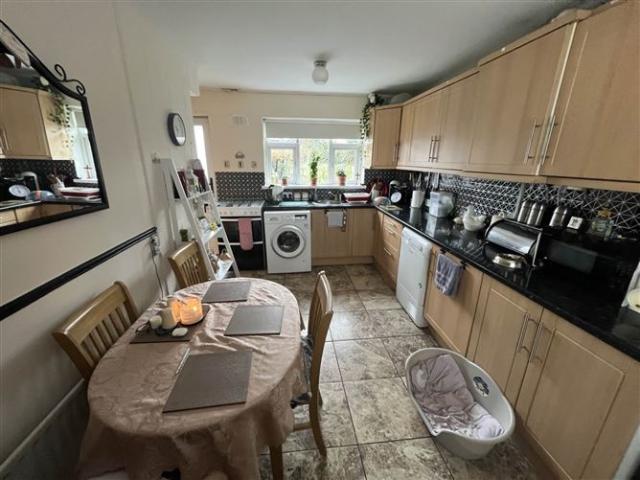 6 Willow Court, Kennedy Park, Limerick, County Limerick GVM Auctioneers Limerick 4986 MyHome. Ie Residential
