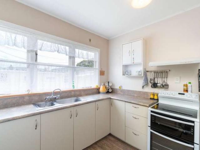 6 Willow Grove, 11305, Upper Hutt City