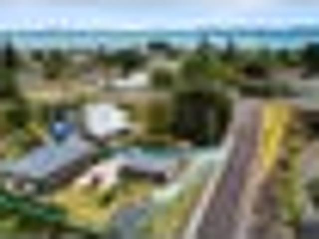 6 years new, Builders own home