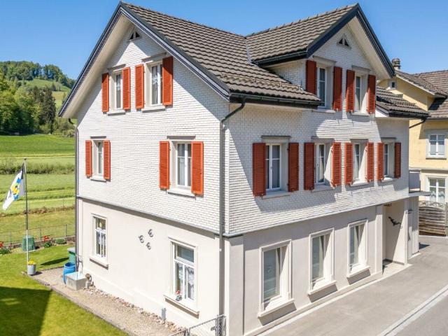 6 Zi. EFH mit Möglichkeit für Einbau Einliegerwohnung / Gewerbeflächen