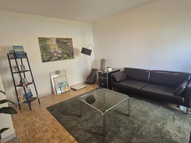 6 Zimmer, 92 m², 1. Stock