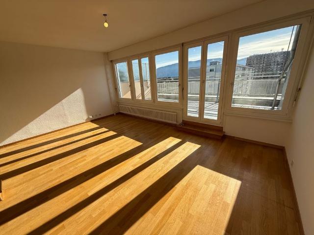 6 Zimmer, 103 m², 9. Stock