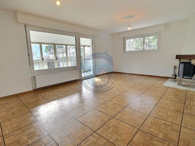 6 Zimmer, 120 m², EG