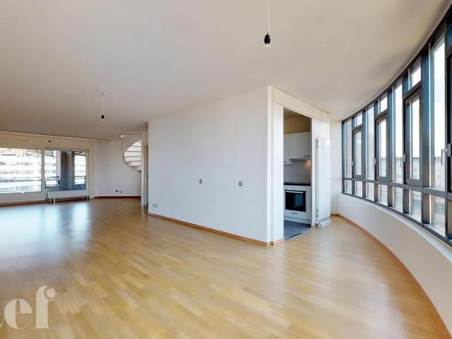 6 Zimmer, 138 m², 5. Stock