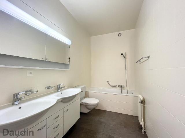 6 Zimmer, 146 m², 3. Stock
