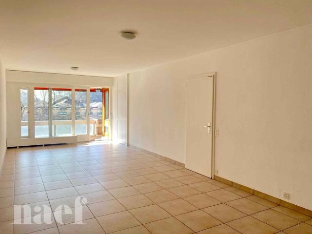 6 Zimmer, 160 m², 2. Stock