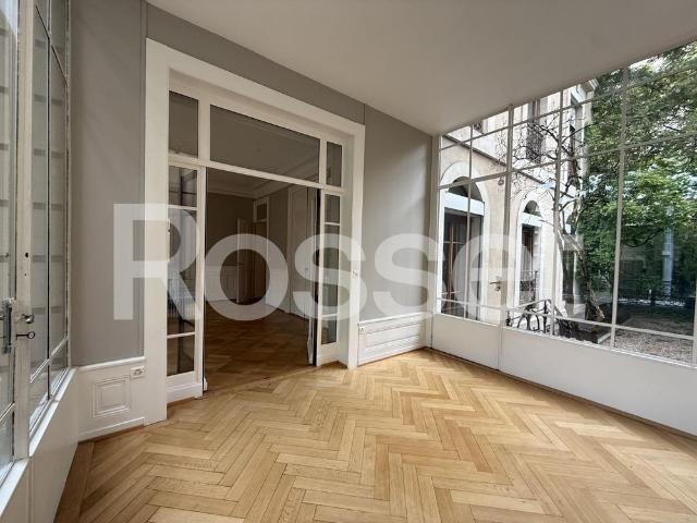 6 Zimmer, 168 m², EG