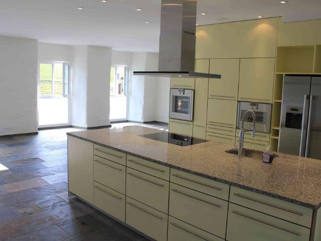 6 Zimmer, 177 m²