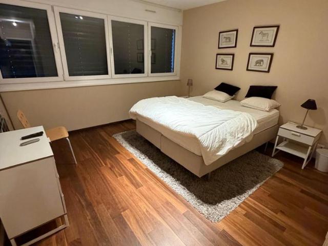6 Zimmer, 200 m², 3. Stock
