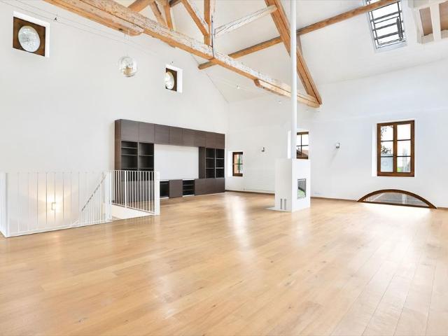 6 Zimmer, 240 m²