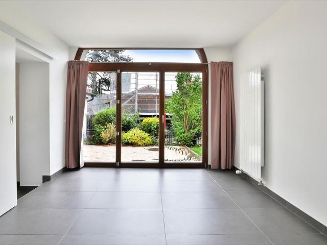 6 Zimmer, 240 m²