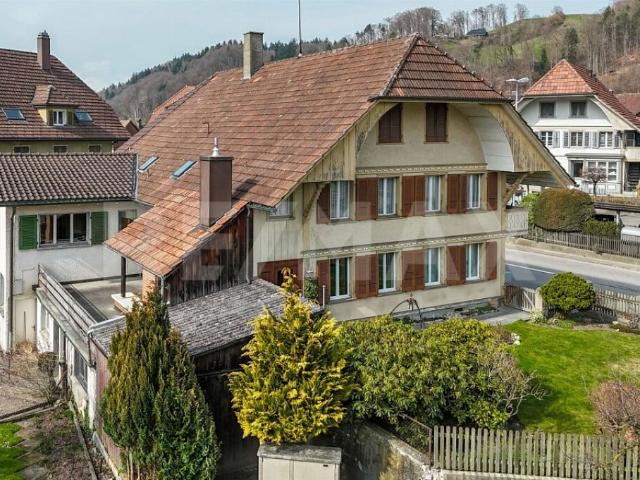 6½ Zimmer Wohn und Geschäftshaus mit Entwicklungspotenzial an zentraler Lage