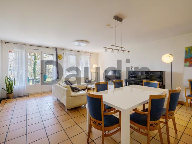 6 Zimmer Duplex Wohnung im Erdgeschoss im Herzen der Genfer Landschaft