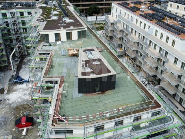 6½ Zimmerwohnung im Dachgeschoss, mit 400m² Terrasse