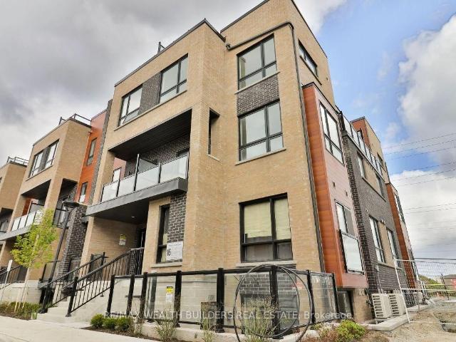 6 16 Lytham Green Circle, Newmarket | 2Beds/2Bath, Townhouse, $2,500/mo | Condos. Ca