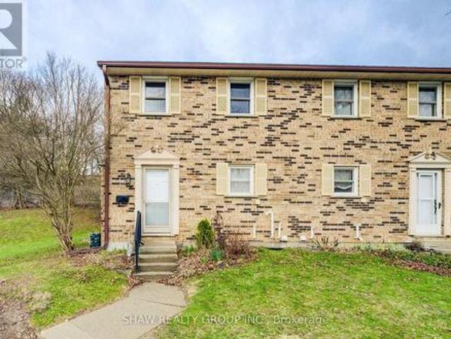 6 175 Cedar Street, Cambridge, ON, N1S 4X8 townhouse for sale | Listing ID X12097 | Royal LePage