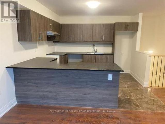 6 183 Victoria Street N, Kitchener, ON, N2H 5C5 townhouse for lease | Listing ID X13155 | Royal LePage
