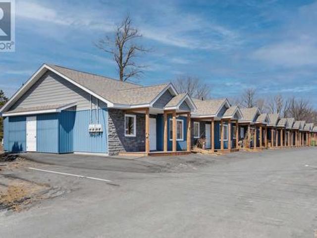 6 18 Ariss Gate, Hammonds Plains, NS, B4B 2M1 investment for sale | Listing ID 202607 | Royal LePage