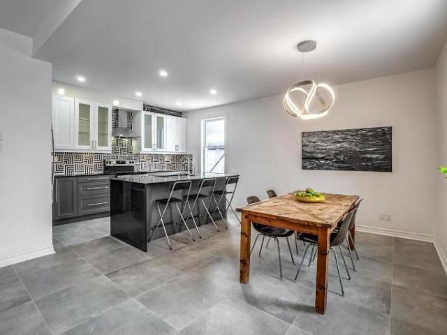 6 1/2 Montréal Côte des Neiges 3 900 $/mois