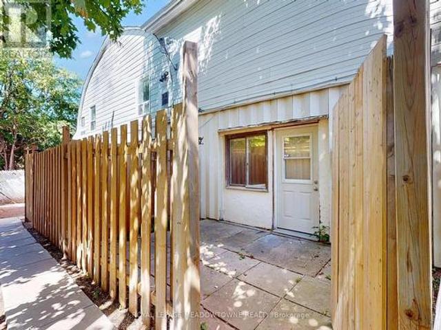 6 12 Wesleyan Street, Halton Hills, ON, L7G 2E1 investment for lease | Listing ID W13435 | Royal LePage