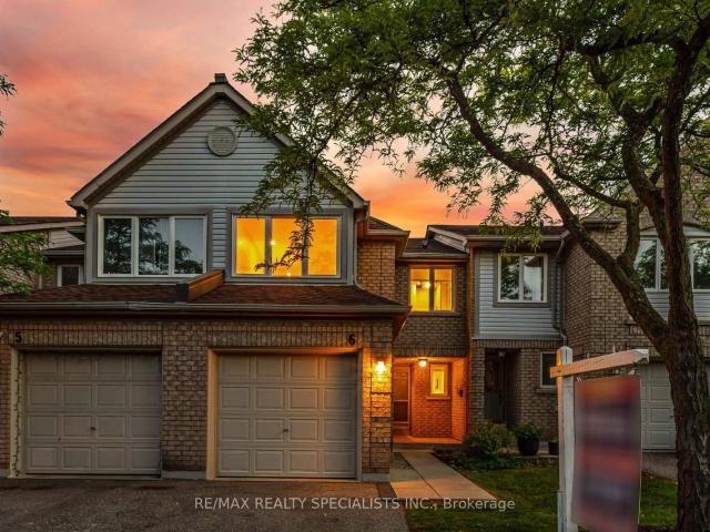 6 2555 Thomas Street, Mississauga | For Sale @ $799,900 | Condos. Ca