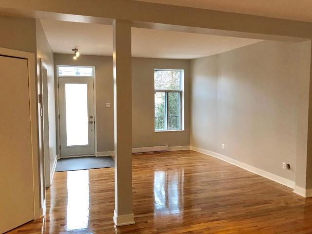 6 ½ 2 chambres impeccable dans d’Hochelaga Maisonneuve Homa, disponible à partir du 1er septembre