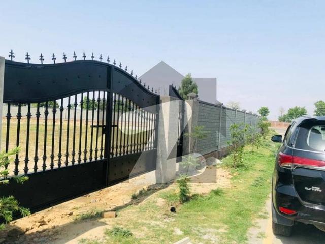 6.5 Kanal Corner Plot For Sale With Boundary Wall Main Gate