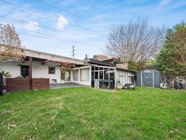 6.5 Zi. Bungalow Reihenhaus mit Garten in Däniken steuergünstig