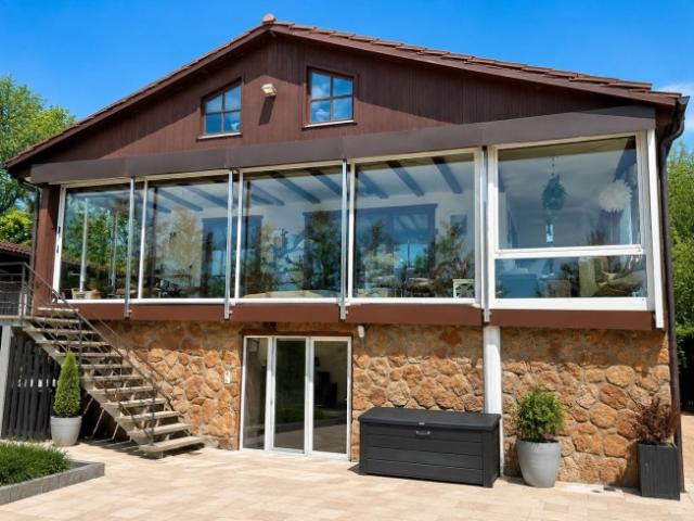 6.5 Zimmer Chalet mit Seeblick in Chevroux kaufen 2 Wohneinheiten
