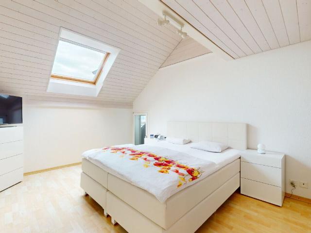6.5 Zimmer Dachwohnung mit traumhafter Bergsicht | dreamo. Ch