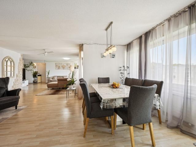 6.5 Zimmer Dachwohnung – flexibel in 3.5 und 4.5 Zimmer Wohnung teilbar