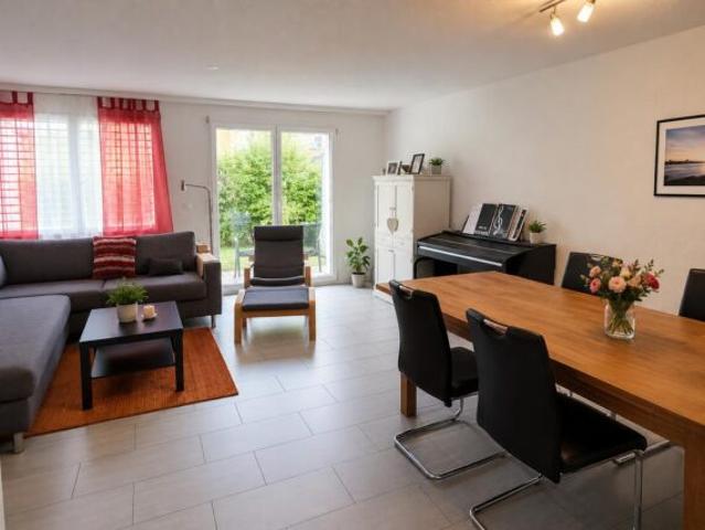 6.5 Zimmer Reiheneinfamilienhaus in familiärem Quartier