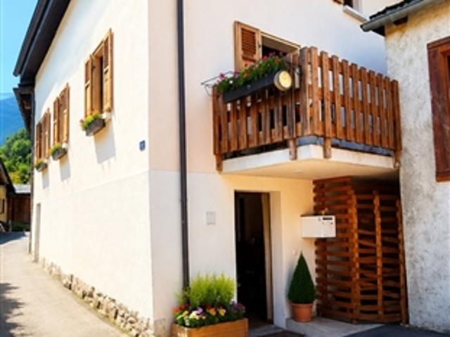 6,5 Zimmer Dorfhaus zum Verkauf in Fully Branson