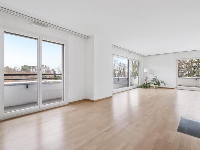 6.5 Zimmer, 150 m², 2. Stock