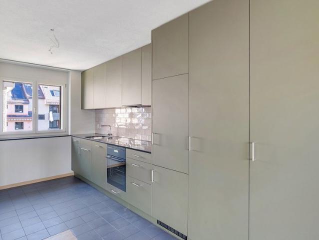 6.5 Zimmer, 154 m², 2. Stock