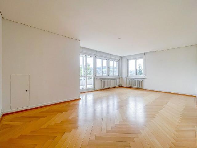 6.5 Zimmer, 167 m², 2. Stock