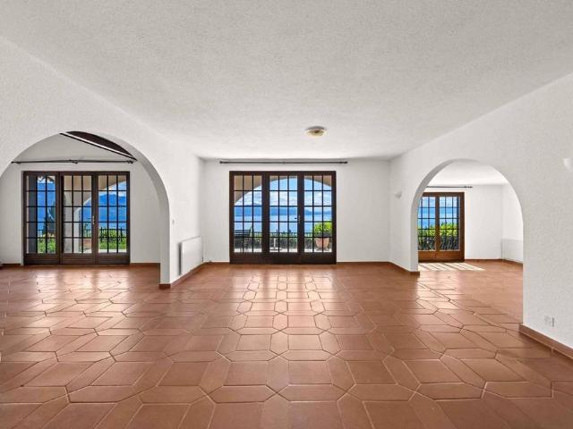 6.5 Zimmer, 250 m²