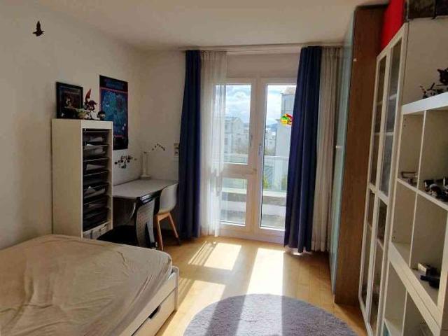 6.5 Zimmer, 200 m²