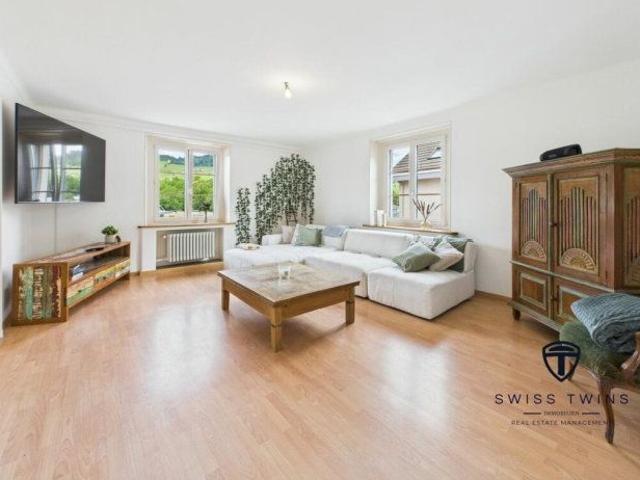 6.5 Zimmer, 210 m², 2. Stock