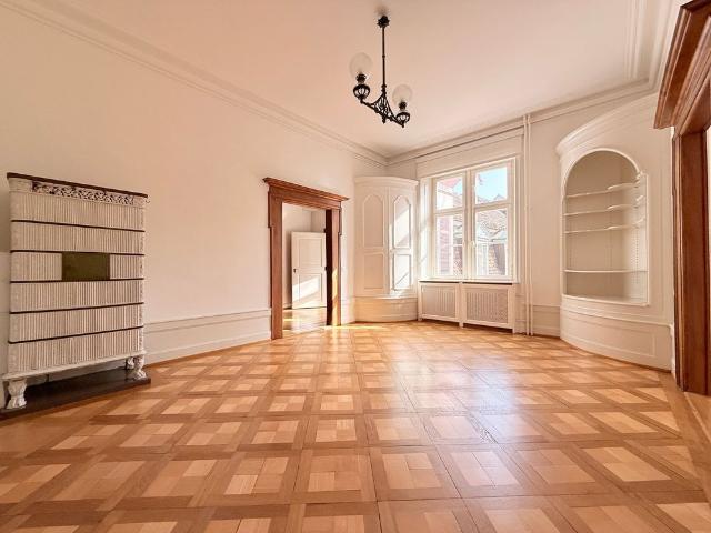 6.5 Zimmer, 308 m², 1. Stock