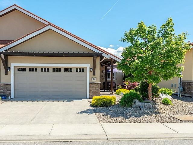 6 6823 Tucelnuit Drive, Oliver