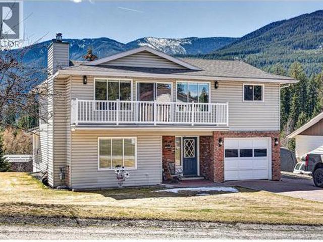 6 & 7 Clearwater Place, Elkford, BC, V0B 1H0 house for sale | Listing ID 10384 | Royal LePage