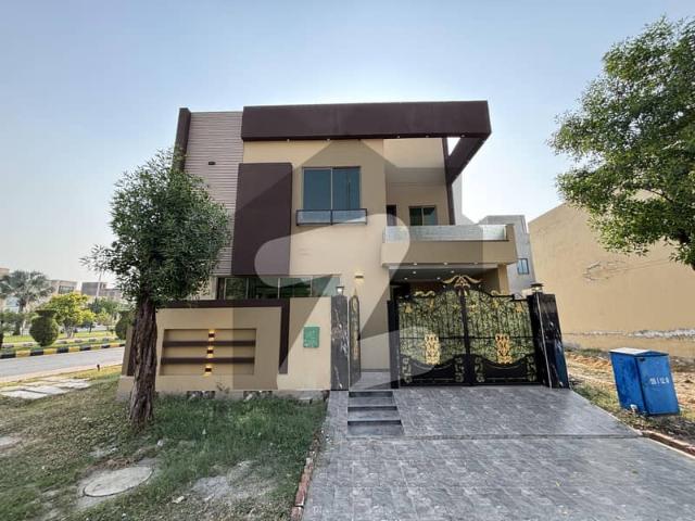 6.7 Marla Corner Facing Park House For Sale