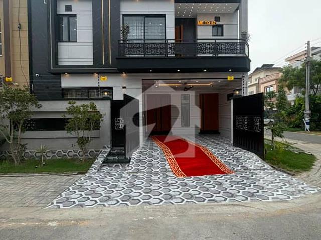6.8 Marla House For Sale In Central Park Housing Scheme, E Block Lahore