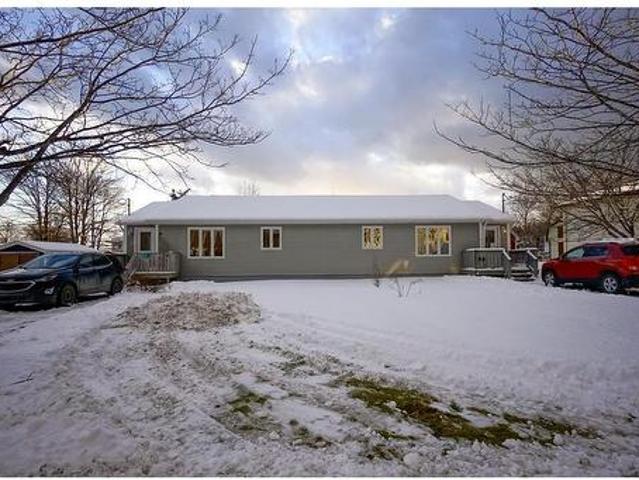 6 8 Snows Lane, Bay Roberts, NL, A0A 1G0 investment for sale | Listing ID 1281 | Royal LePage