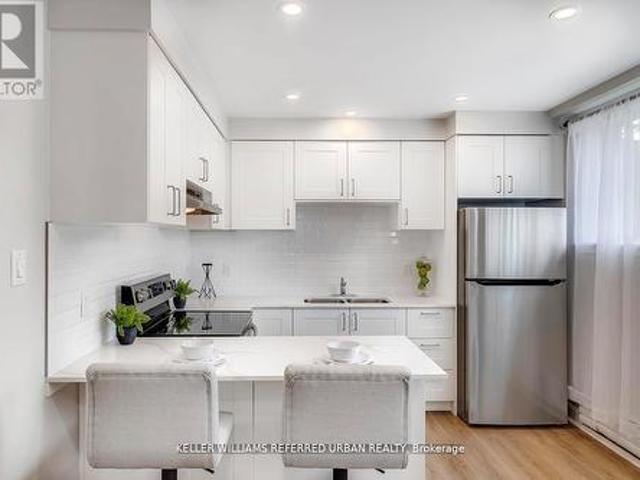6 90 Portland Street, Toronto, ON, M8Y 1A7 lease for lease | Listing ID W13034 | Royal LePage
