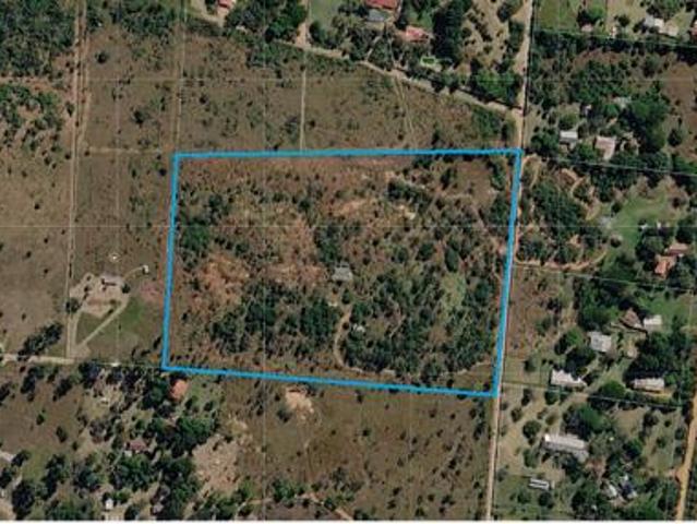 6.9 ha Land available in De Wildt